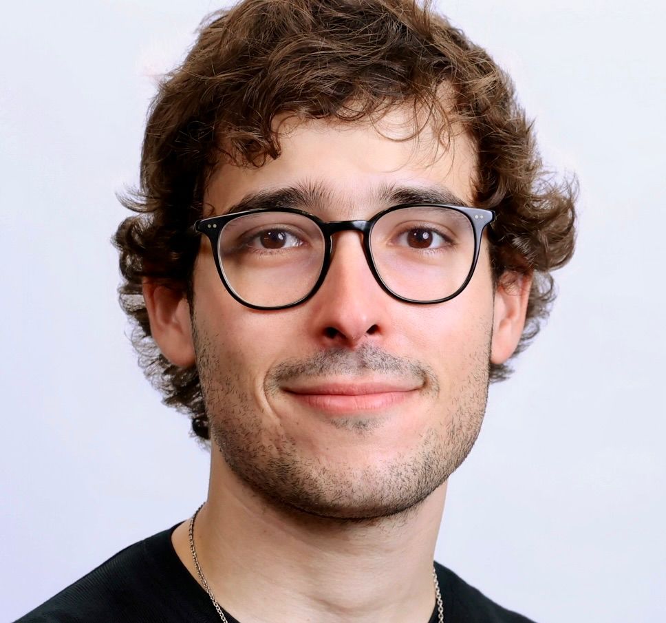 Rodrigo Mira